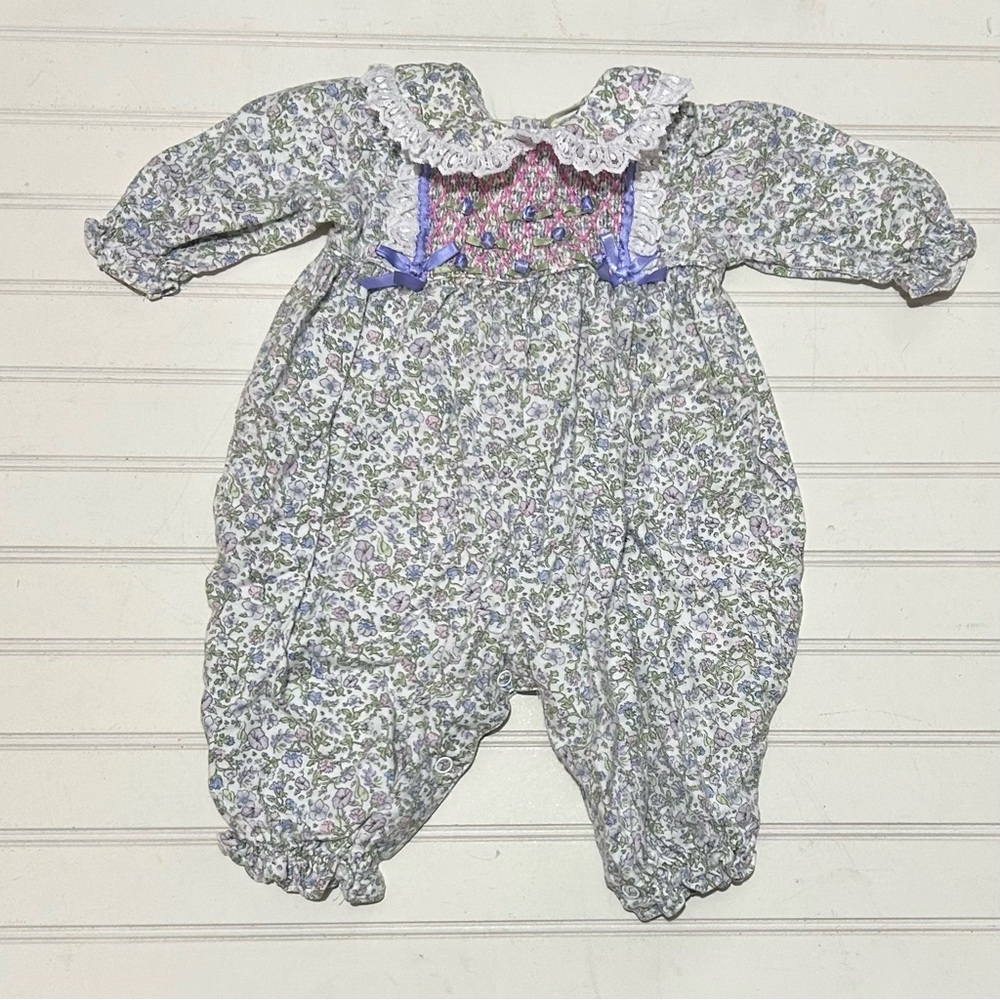 BT Kids Baby Smocked Outfit 3-6 Months White Colorful‎ Floral Lace Trim Casual